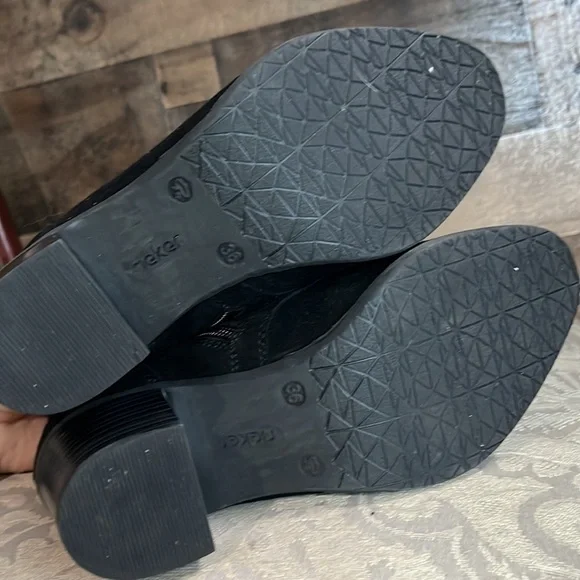 Rieker Ankle Suede Black Boots Size 36 EU (US 5.5-6) - Picture 6 of 8